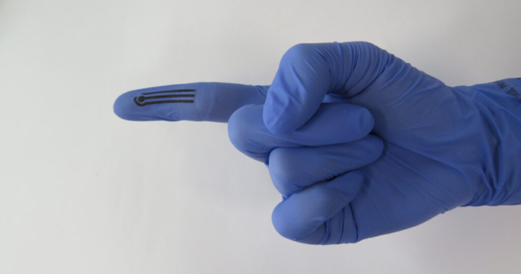 Cientistas criam luva que detecta pesticidas em alimentos