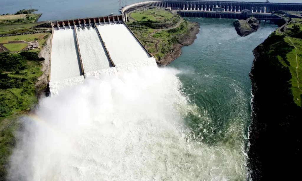 Itaipu pode destinar R$ 1 bilhão para promover saneamento em Belém para sediar COP30