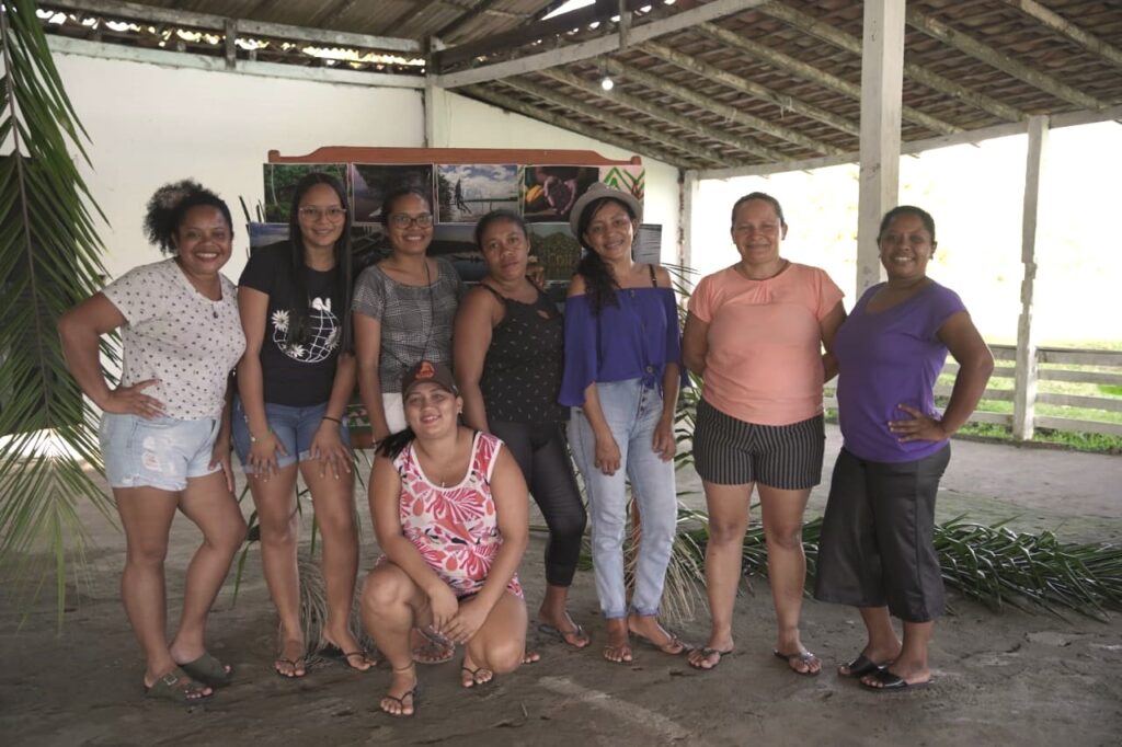 Com as Guardiãs do Cacau, produção de chocolate desponta no Acará com protagonismo feminino