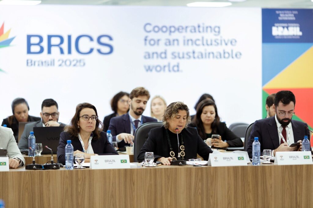 BRICS aprova primeira recomendação sobre financiamento climático rumo à COP30