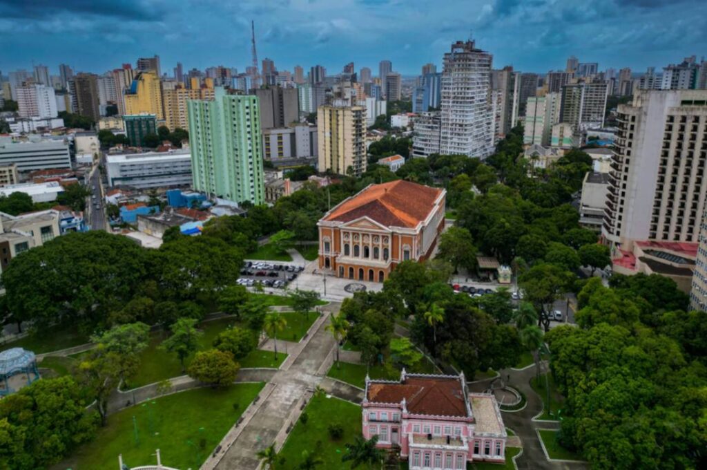 Portal de hospedagem da COP30 é lançado com atraso e recebe críticas por preços altos